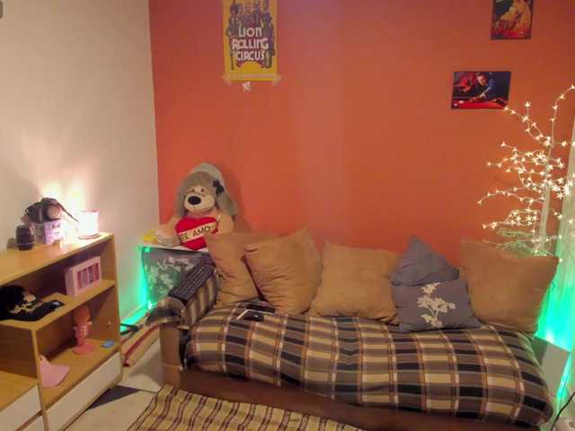 CuteWee420 live cam on BongaCams