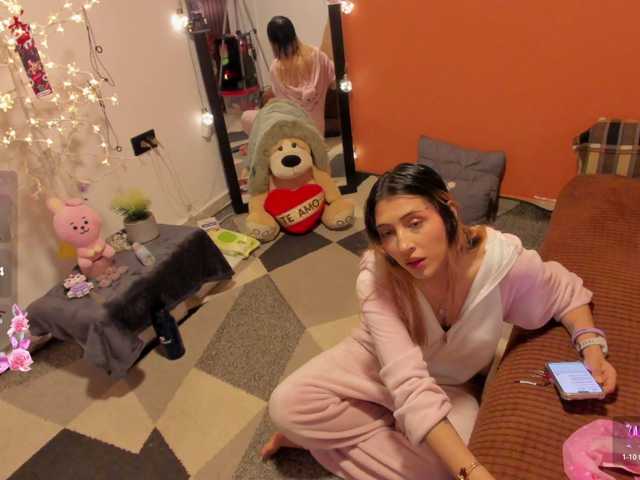 CuteWee420 live cam on BongaCams