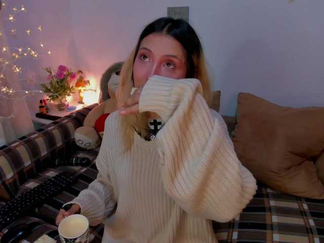 CuteWee420 live webcam show