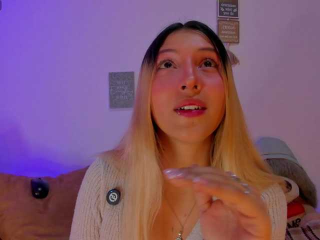 CuteWee420 live cam on BongaCams