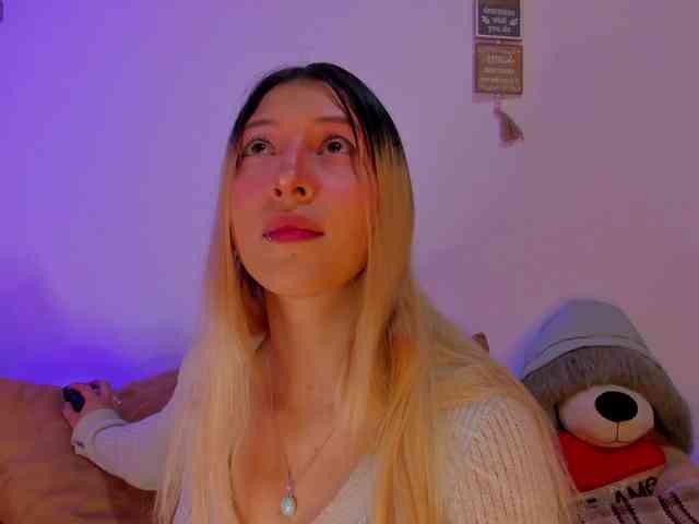 CuteWee420 webcam