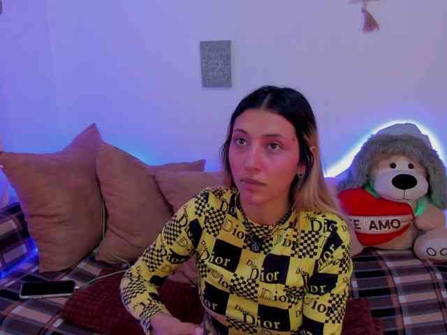 CuteWee420 webcam