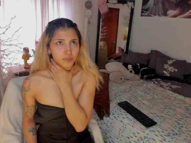 CuteWee420 webcam