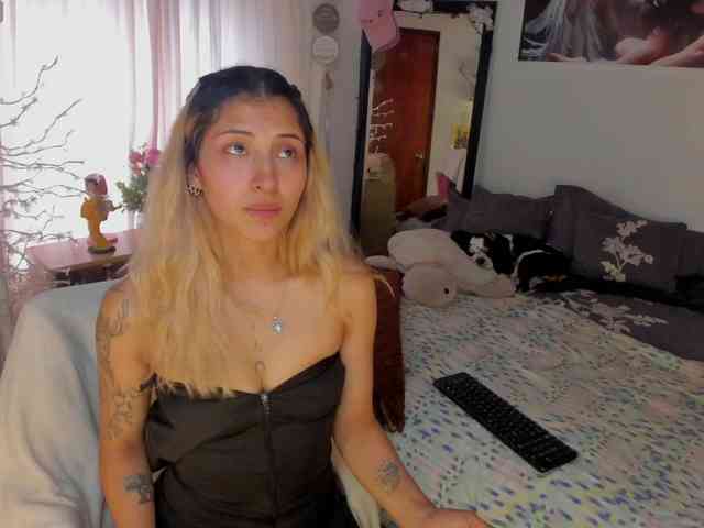 CuteWee420 webcam
