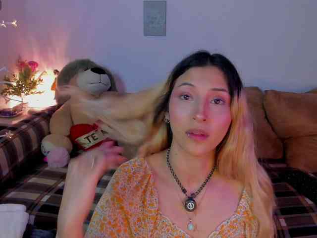 CuteWee420 webcam