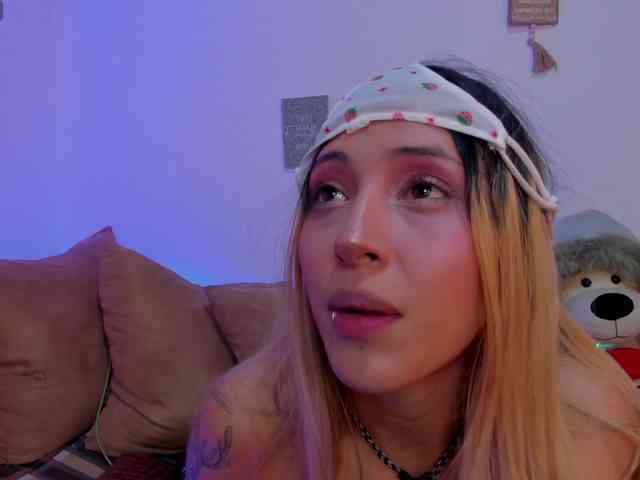 CuteWee420 webcam