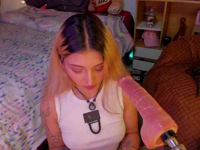 CuteWee420 webcam