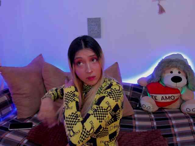 CuteWee420 webcam