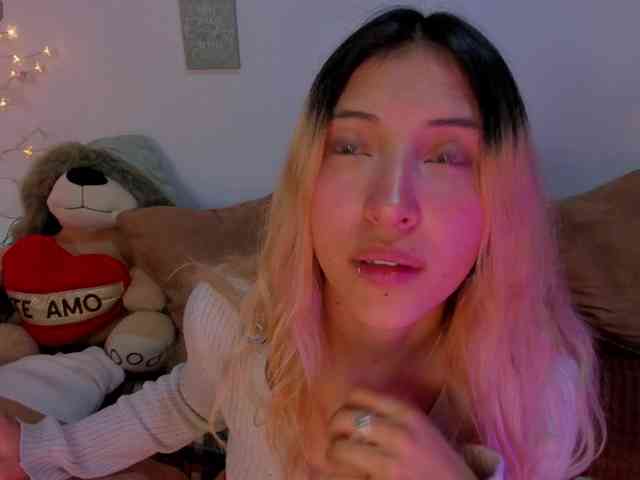 CuteWee420 webcam