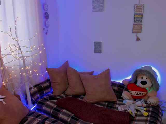 CuteWee420 webcam