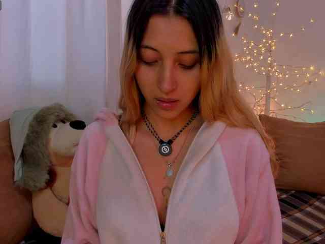 CuteWee420 webcam