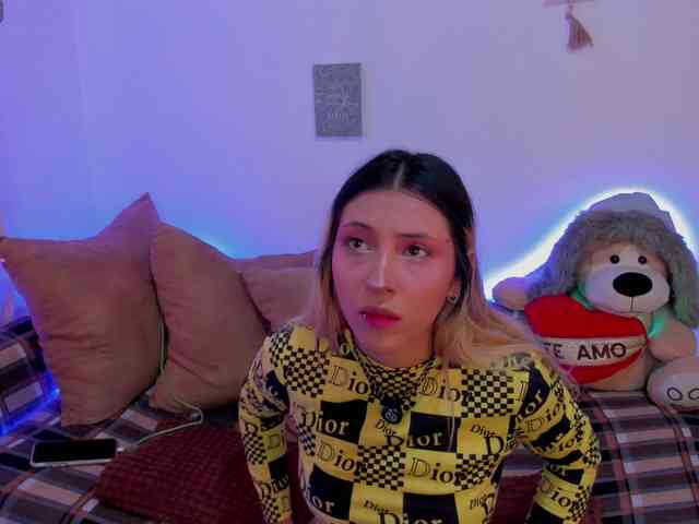 CuteWee420 webcam