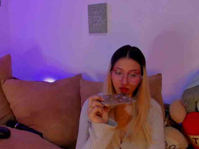 CuteWee420 webcam