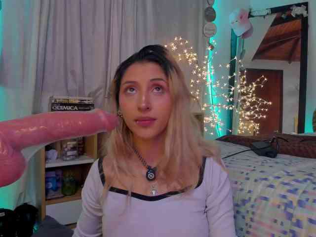 CuteWee420 webcam