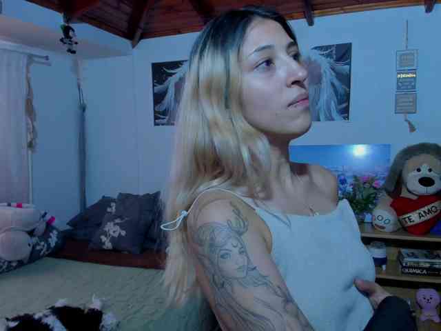 CuteWee420 webcam
