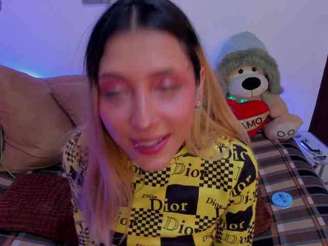 CuteWee420 webcam
