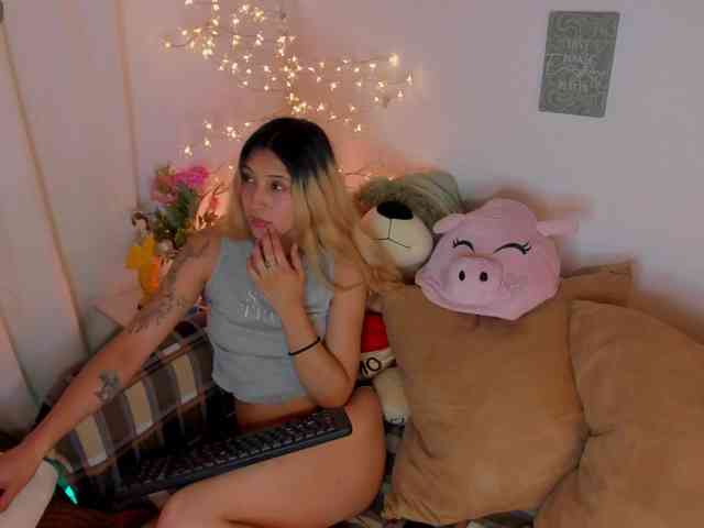 CuteWee420 webcam