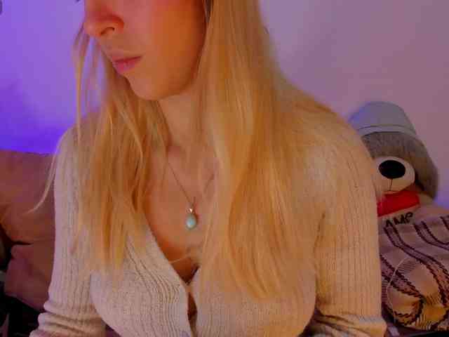CuteWee420 webcam