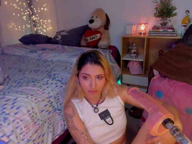 CuteWee420 webcam