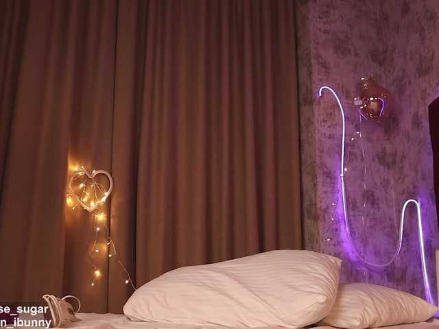 Ellise-sugar live cam on BongaCams
