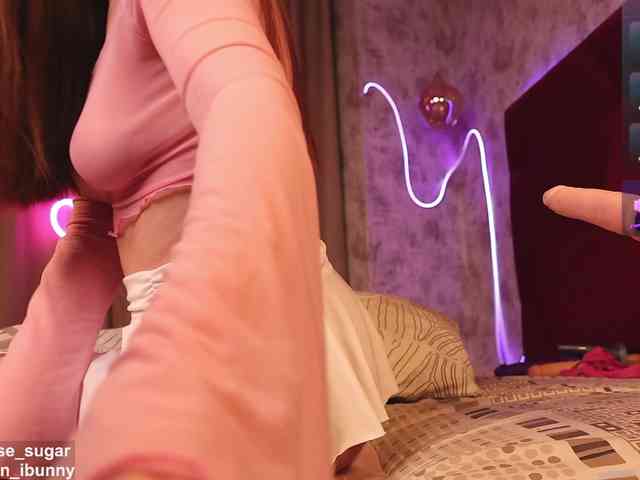 Little_Ellise webcam