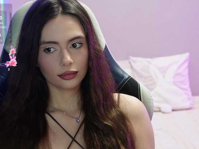 Allla live cam on BongaCams