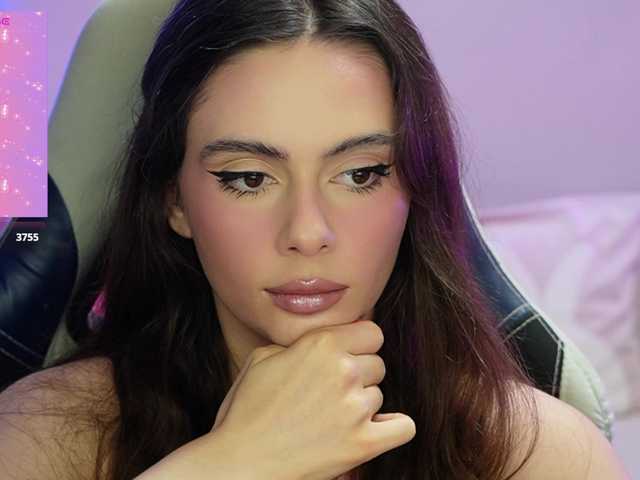 Allla live cam on BongaCams