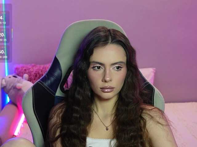 Allla live webcam show