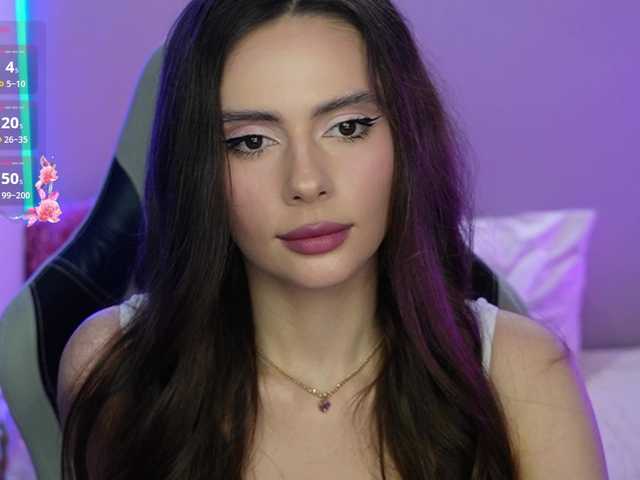 Allla live cam on BongaCams