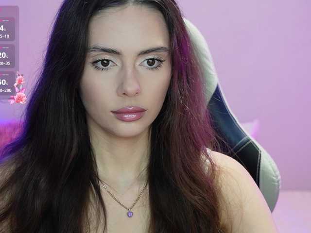 Allla live cam