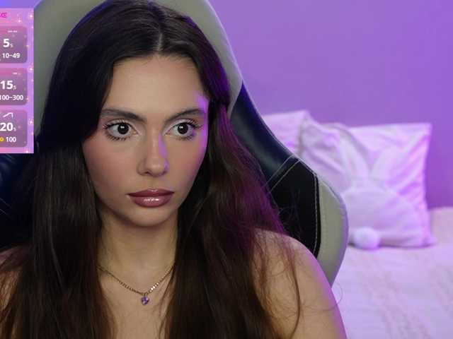 Allla live cam preview