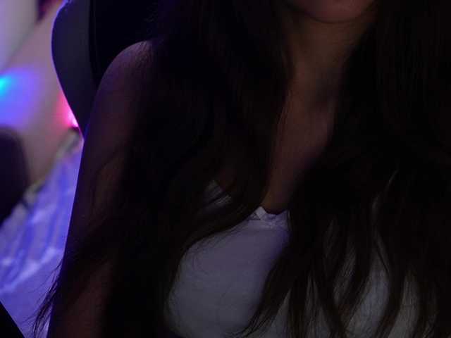 Allla live cam on BongaCams