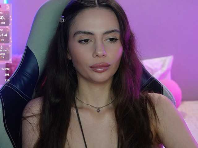 Allla live cam preview