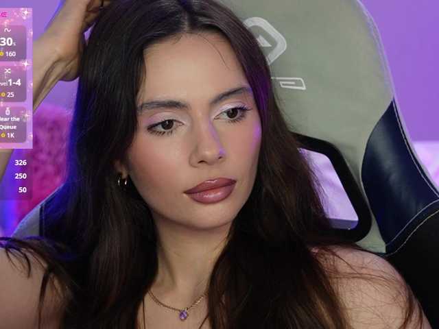 Allla live cam preview