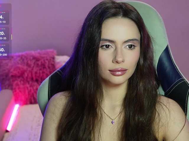 Allla live cam on BongaCams