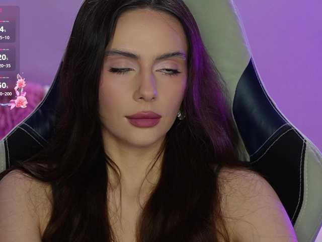 Allla live cam on BongaCams