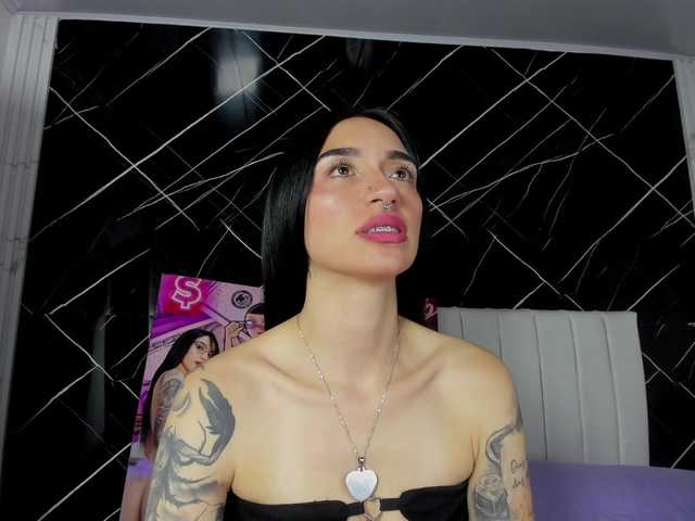 candy-leila live cam on BongaCams