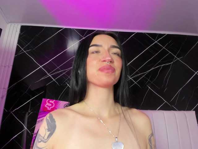 candy-leila live cam on BongaCams