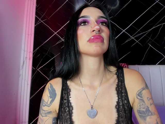 candy-leila's BongaCams show and profile