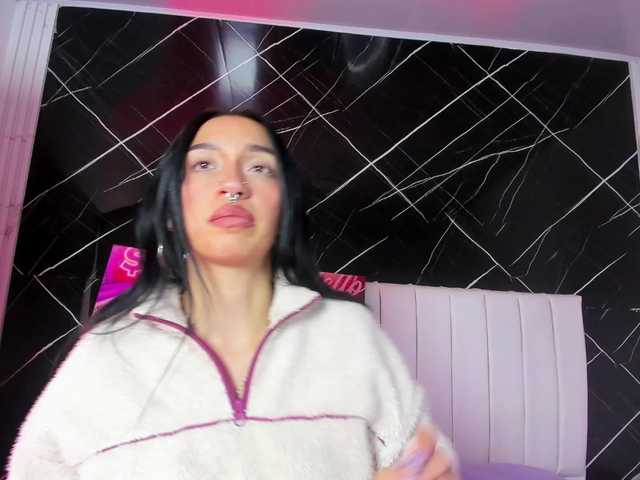 candy-leila webcam bongacams model stream image
