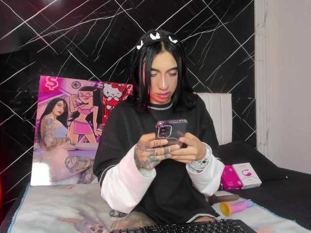 candy-leila live cam on BongaCams