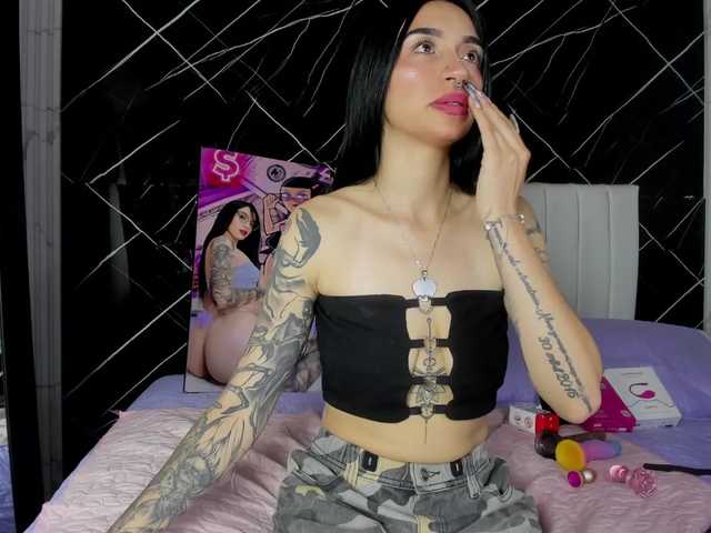 candy-leila live cam on BongaCams