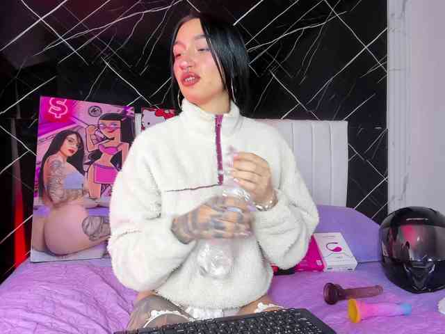 candy-leila