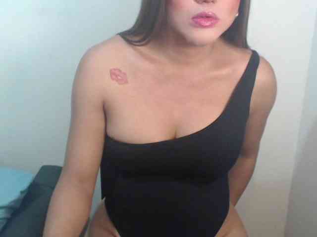 YourIdealMistres... Live Webcam on BongaCams