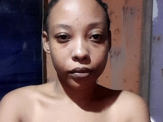 Hennesy-Camila's Live Webcam