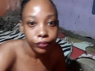 Hennesy-Camila Porn Show