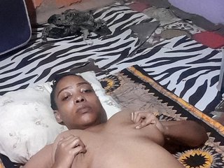 Hennesy-Camila Porn Show