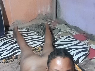 Hennesy-Camila's Live Webcam