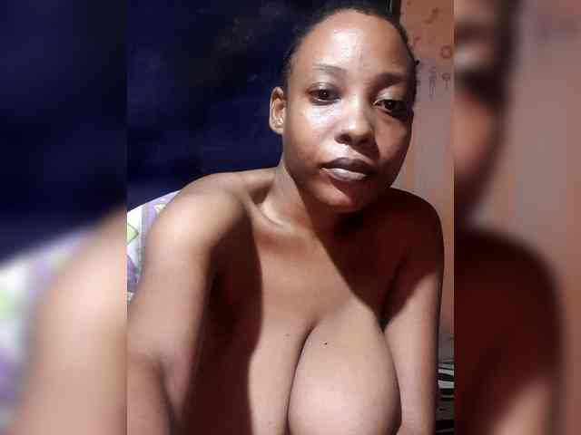 Hennesy-Camila webcam