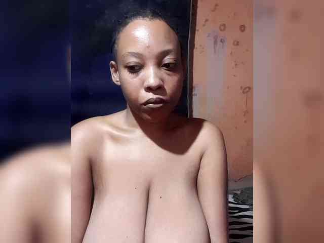 Hennesy-Camila Hennesy-Camila